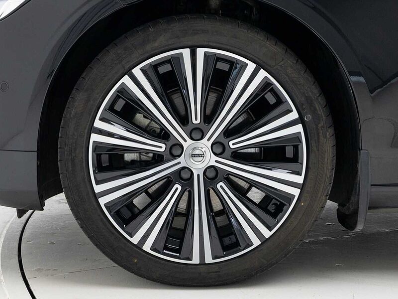 Volvo  Ultimate, B5 mild hybrid, 가솔린, Bright