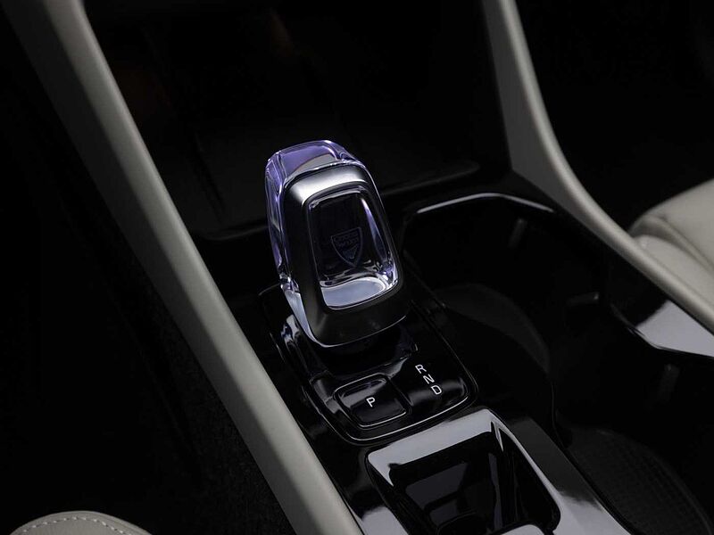 Volvo  Ultra, B4 AWD 마일드 하이브리드, 가솔린, 브라이트