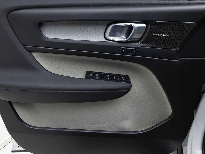 Volvo  Ultra, B4 AWD 마일드 하이브리드, 가솔린, 브라이트