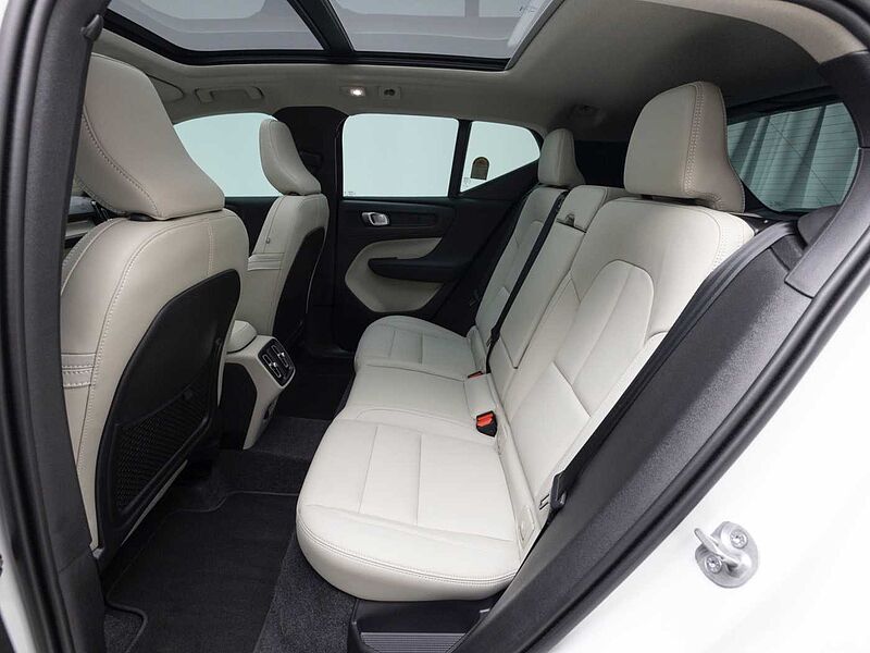 Volvo  Ultra, B4 AWD 마일드 하이브리드, 가솔린, 브라이트