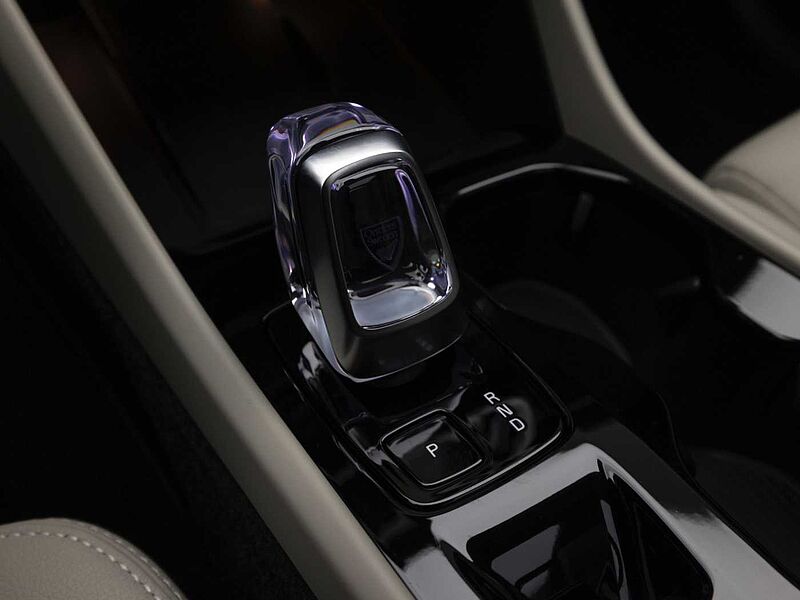 Volvo  Ultra, B4 AWD 마일드 하이브리드, 가솔린, 브라이트