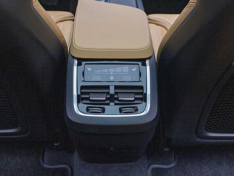 Volvo  Ultra, B6 AWD 마일드 하이브리드, 가솔린, 브라이트, 7 좌석