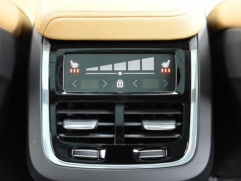 Volvo  Ultimate, B5 AWD 마일드 하이브리드, 가솔린, 브라이트