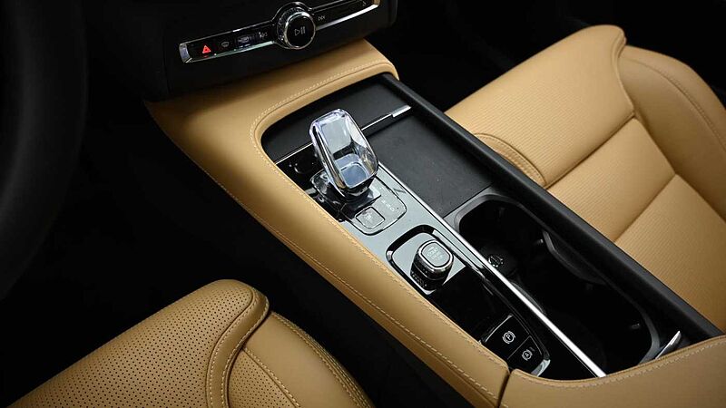 Volvo  Ultimate, B6 AWD 마일드 하이브리드, 가솔린, 브라이트, 7 좌석