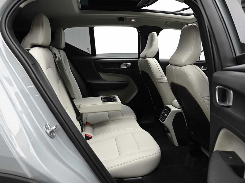 Volvo  Ultra, B4 AWD 마일드 하이브리드, 가솔린, 브라이트