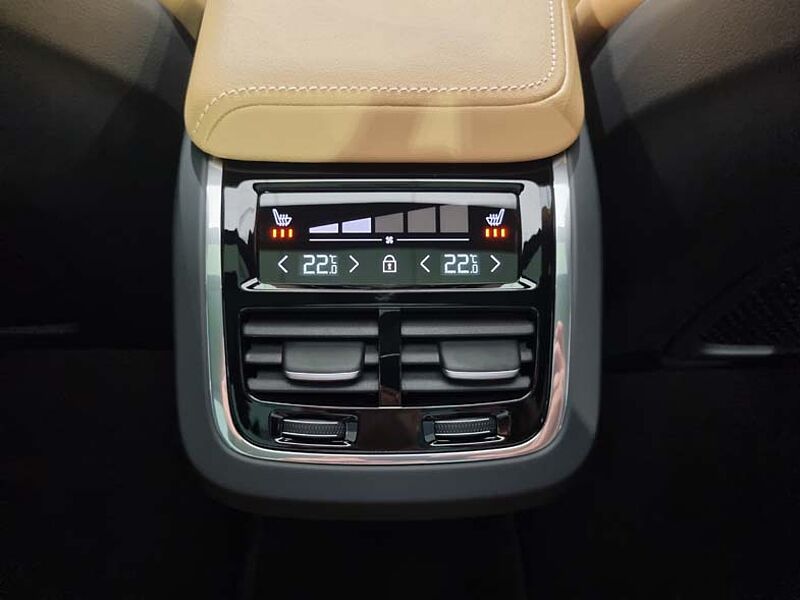 Volvo  Ultra, B5 AWD 마일드 하이브리드, 가솔린, 브라이트