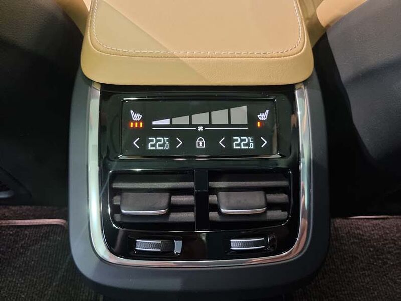 Volvo  Ultimate, B5 AWD 마일드 하이브리드, 가솔린, 브라이트
