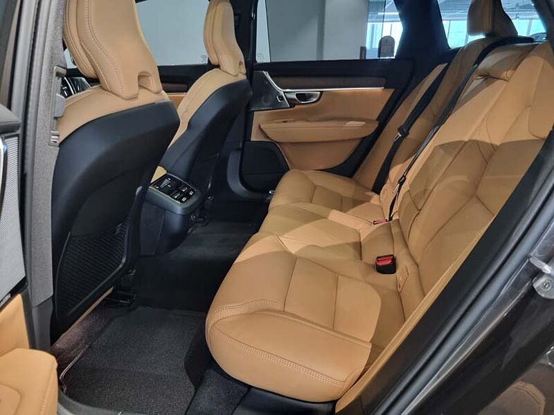 Volvo  Ultimate, B5 AWD 마일드 하이브리드, 가솔린, 브라이트