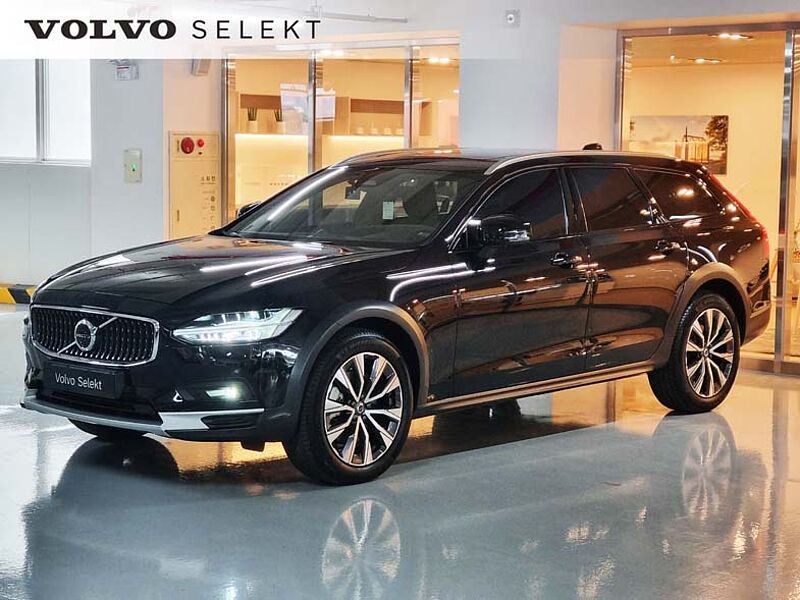 Volvo  Ultimate, B5 AWD