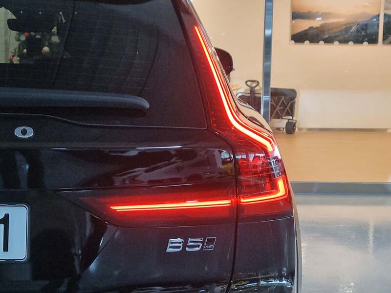 Volvo  Ultimate, B5 AWD