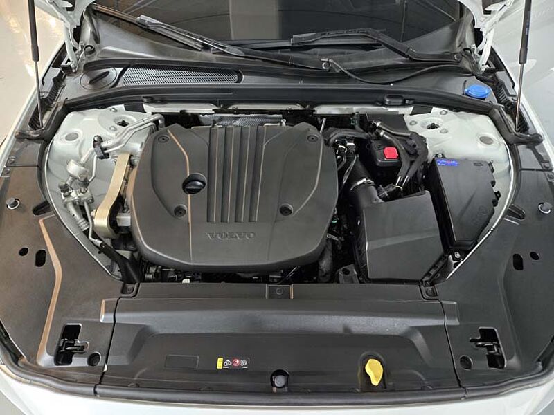 Volvo  Ultimate, B5 AWD 가솔린