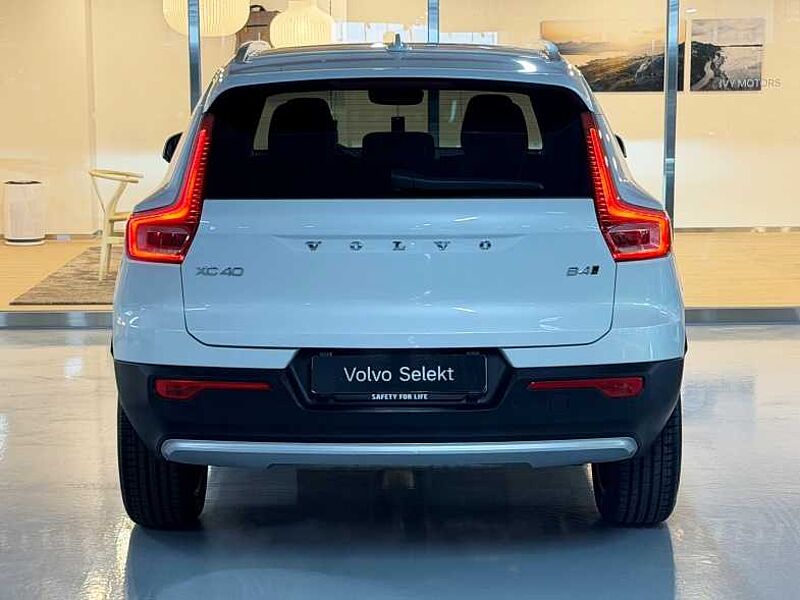 Volvo  Ultra, B4 AWD 브라이트