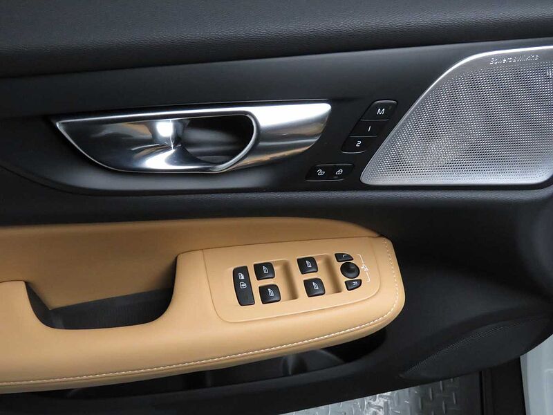 Volvo  Ultra, B5 AWD 마일드 하이브리드, 가솔린, 브라이트