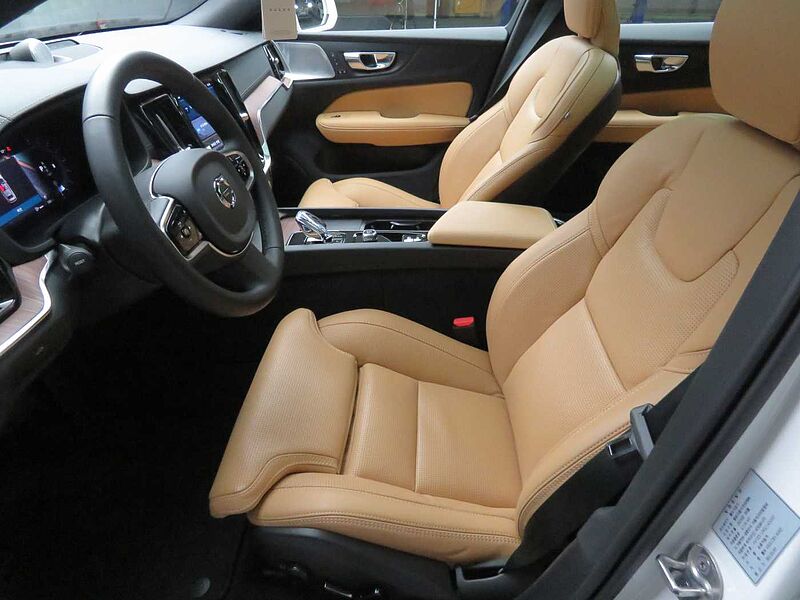 Volvo  Ultra, B5 AWD 마일드 하이브리드, 가솔린, 브라이트