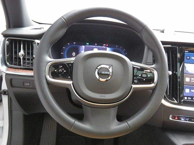 Volvo  Ultra, B5 AWD 마일드 하이브리드, 가솔린, 브라이트
