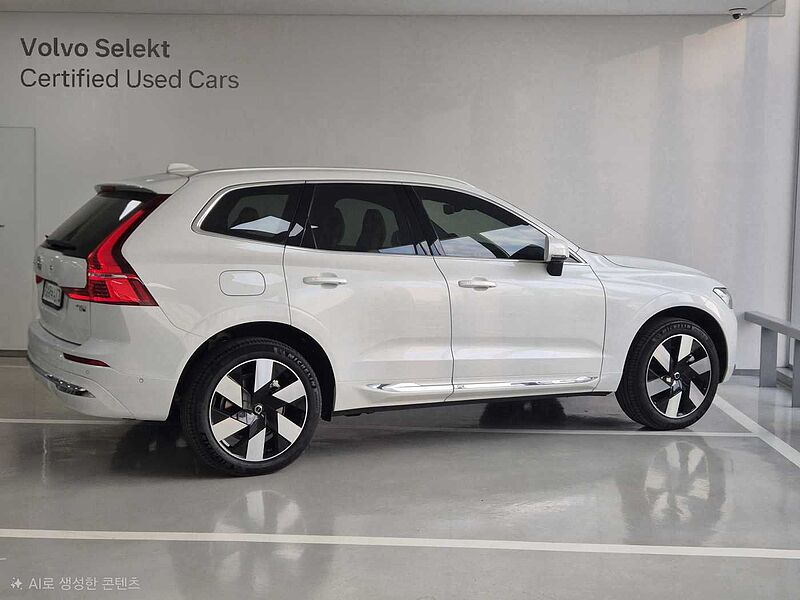 Volvo  Ultra, T8 AWD 플러그-인 하이브리드, 전기/가솔린, 브라이트