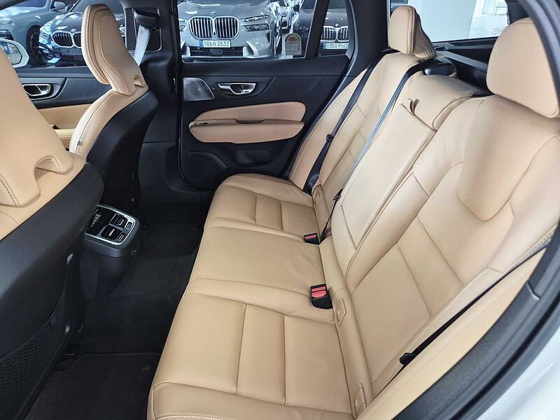 Volvo  Ultra, B5 AWD 마일드 하이브리드, 가솔린, 브라이트