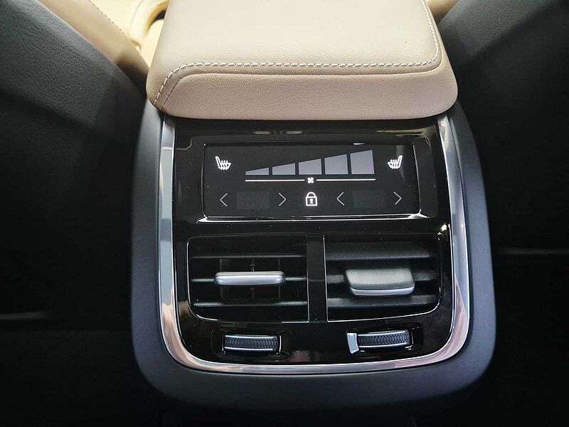 Volvo  Ultra, B5 AWD 마일드 하이브리드, 가솔린, 브라이트